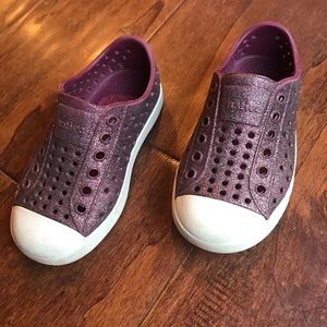 Native kids shoes. Jefferson sparkly.